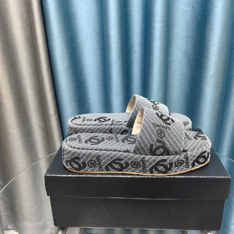 Ch*el slippers